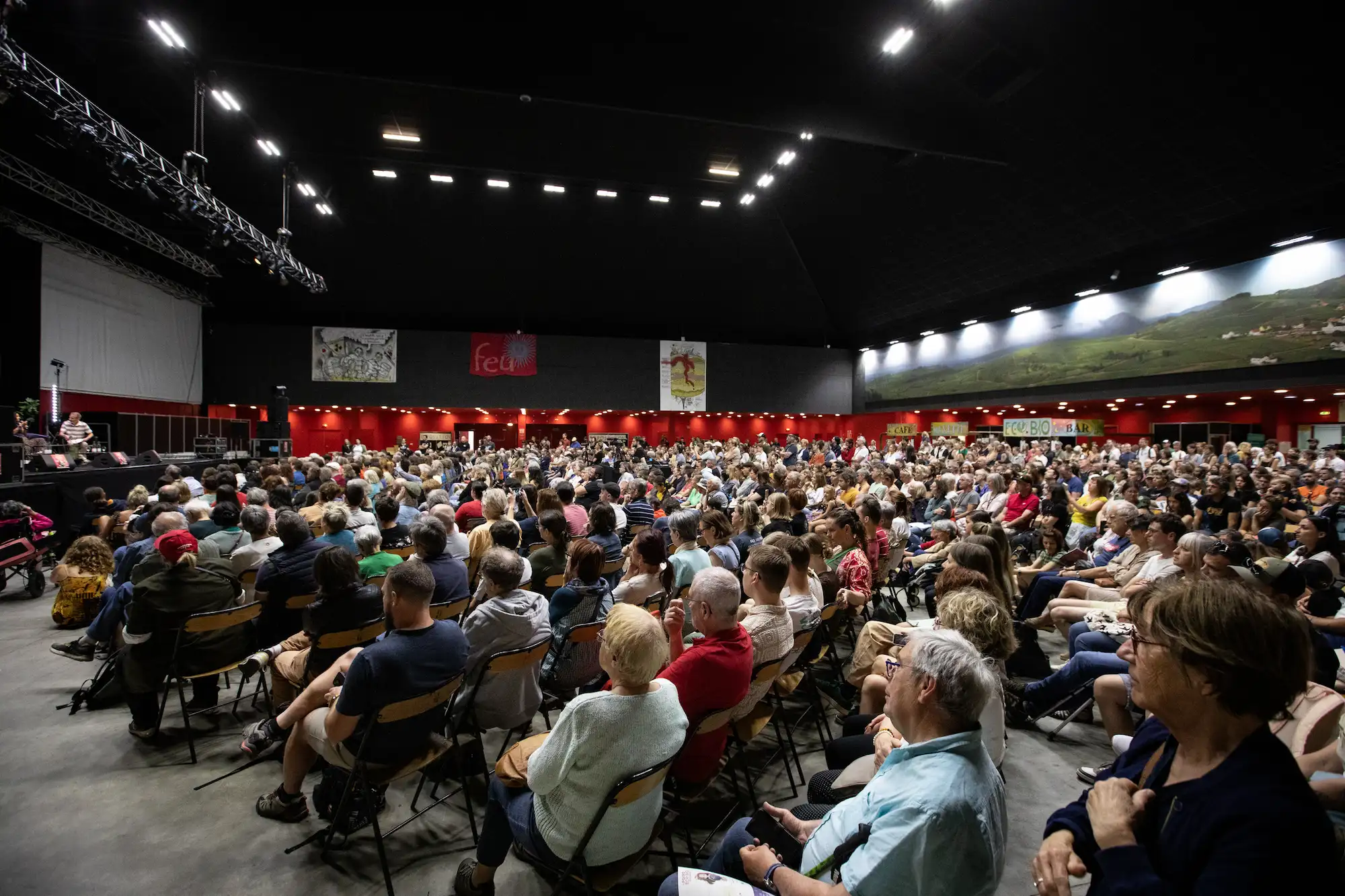 Salle de conférence remplie au Parc des Expositions Colmar