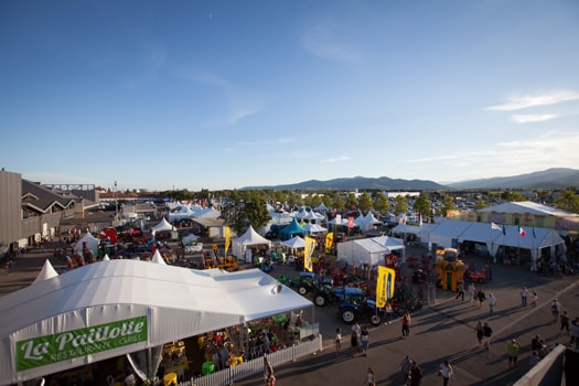 Vue de l'exposition Agricole de la Foire aux Vins