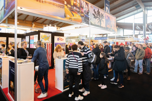 Vue de l'intérieur du Salon International du tourisme et des voyages de Colmar
