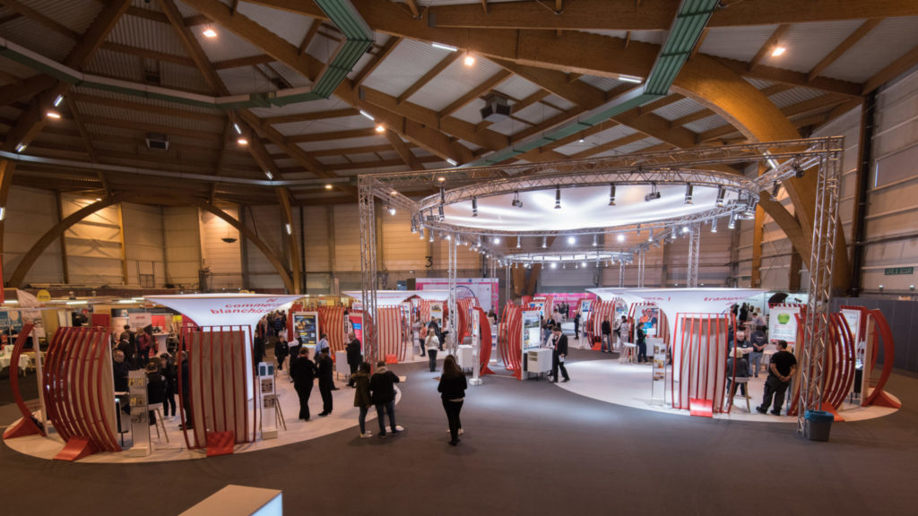Vue du salon Formation Emplois Alsace à Colmar